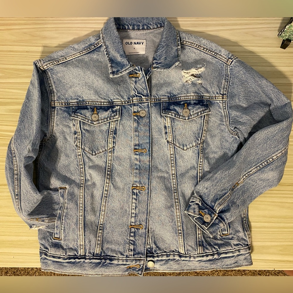 Old Navy Women’s Distressed Jean Jacket